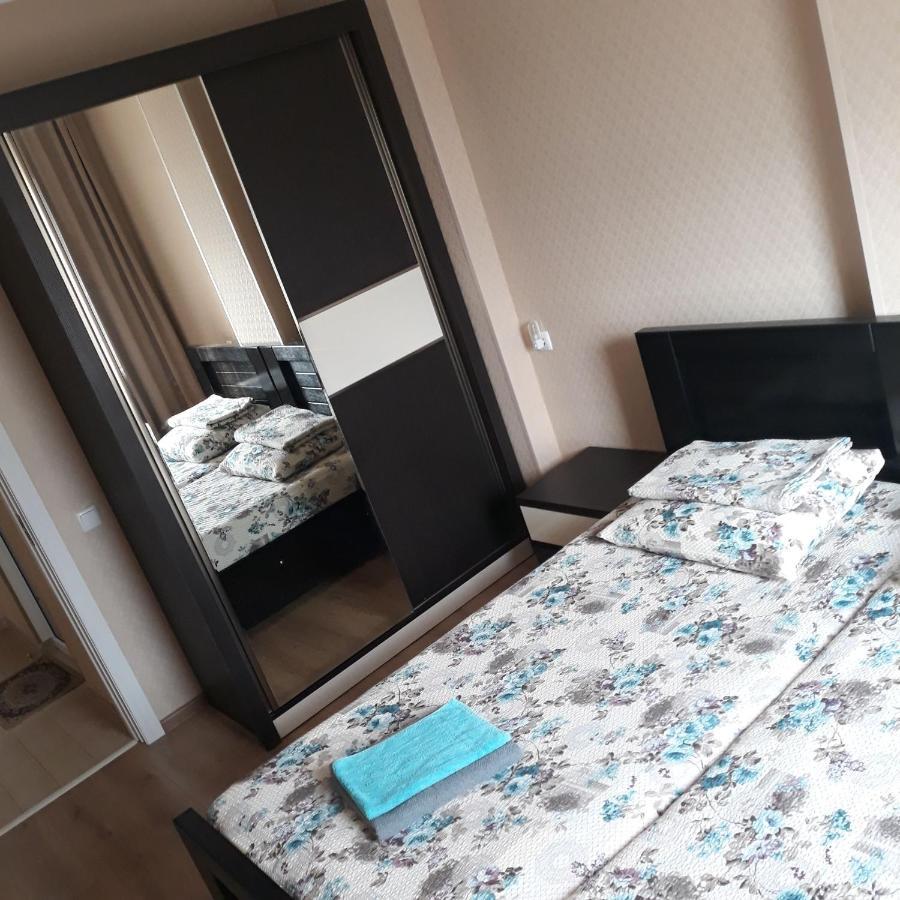 Grigol'S Apartament Tiflis Dış mekan fotoğraf